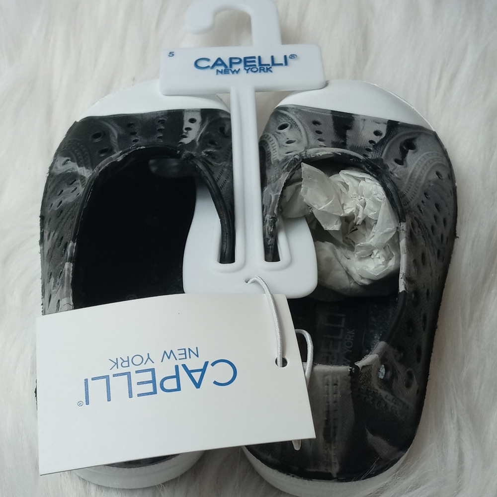 Capelli Kids Camouflage Shoes Sz 5 NWT. - Picture 5 of 5